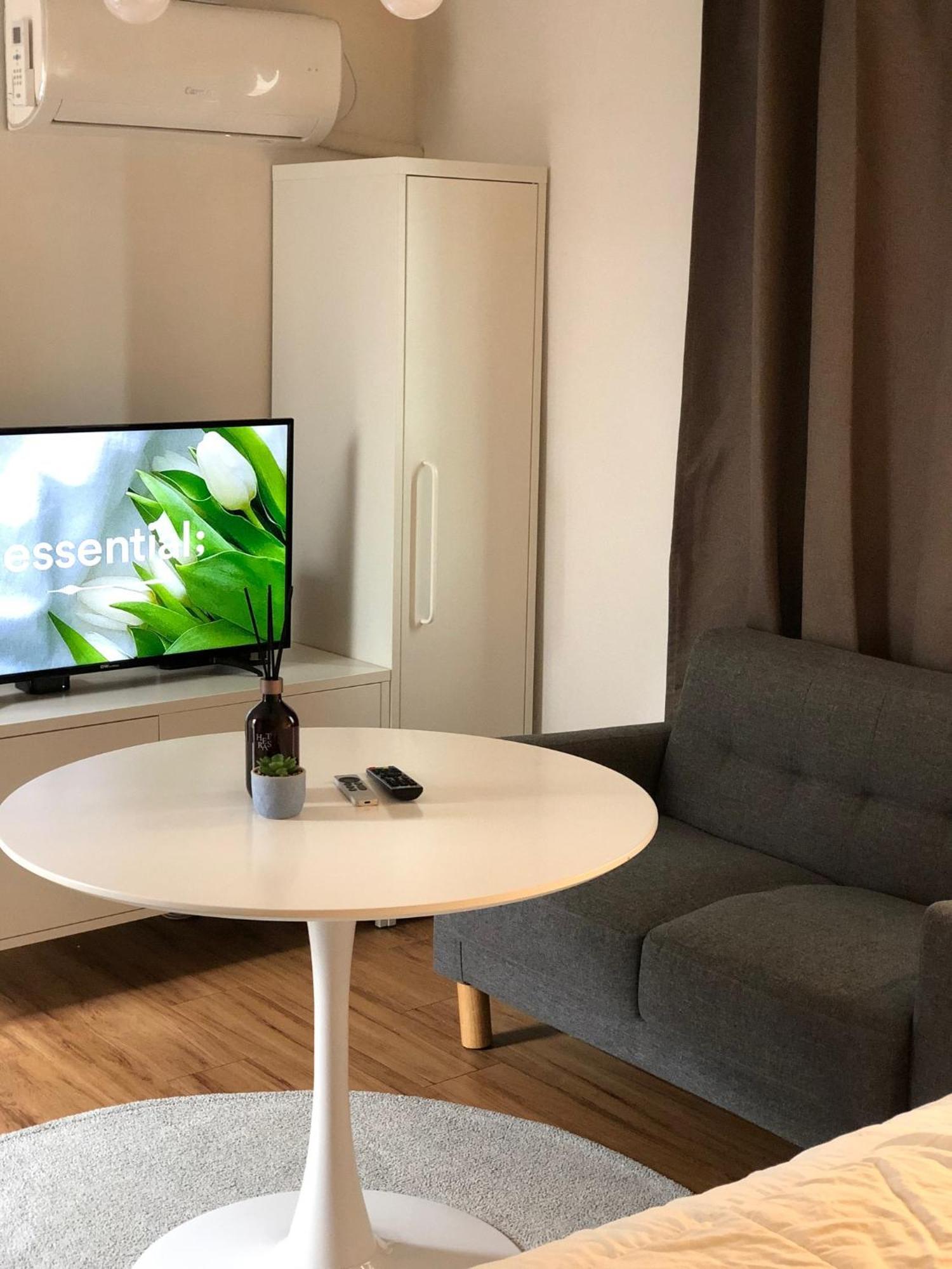 Station - 1 Minute Away - Cozy House Seoul